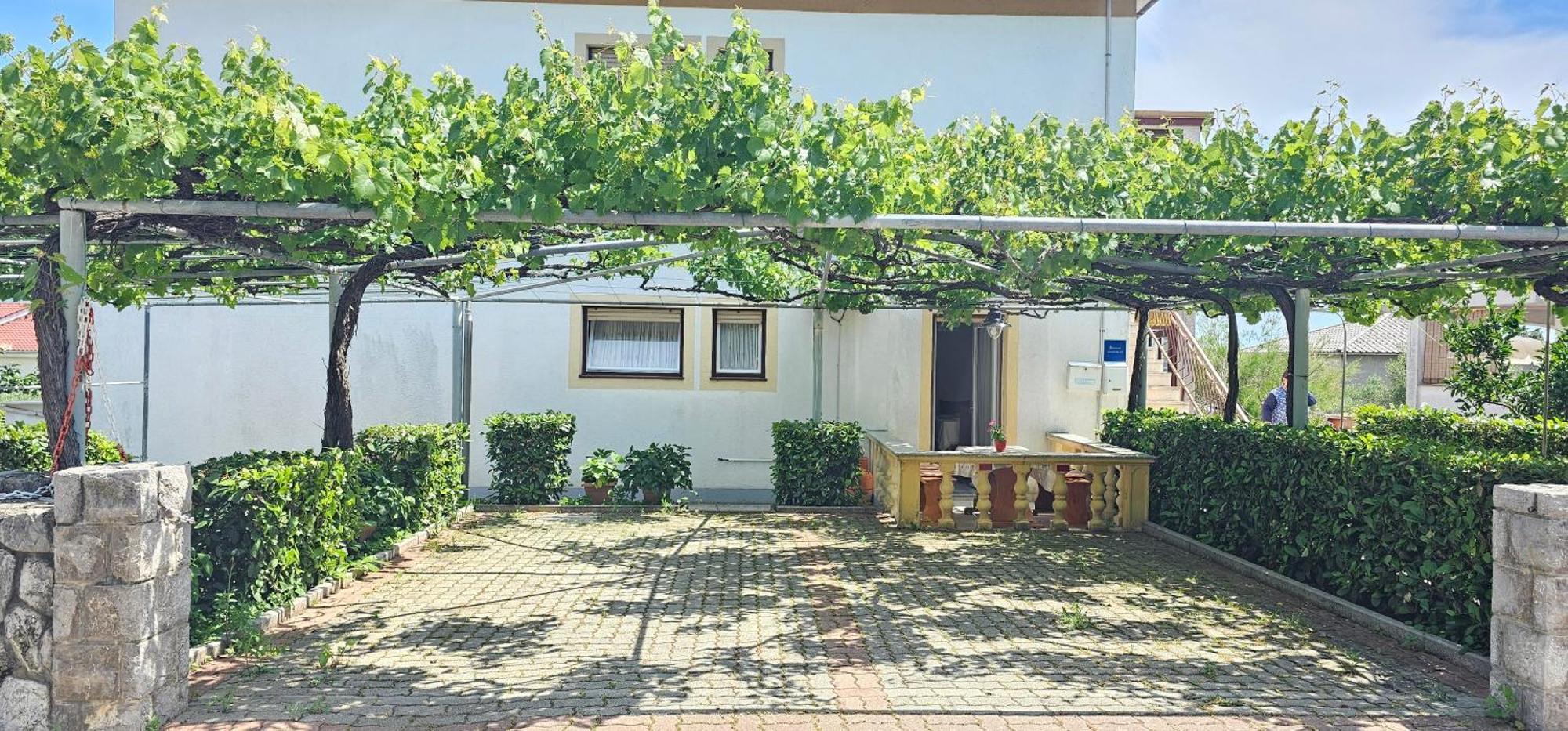 Apartments Rudolf Krk Town Exterior photo